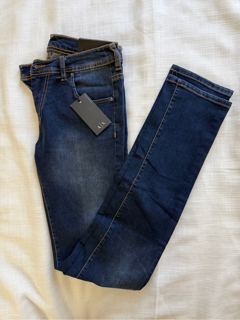 NWT A/X Armani women dark blue wash denim skinny jeans, size 27
